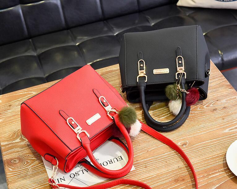 Élaya – Elegant Everyday Handbag
