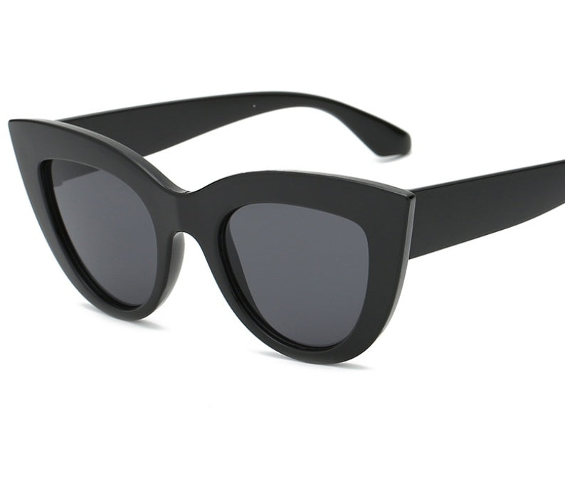 Emma - Trendy New Sunglasses