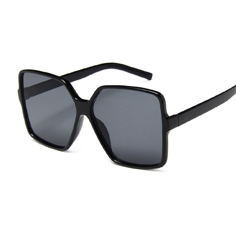 Elis - Black Gradient Sunglasses