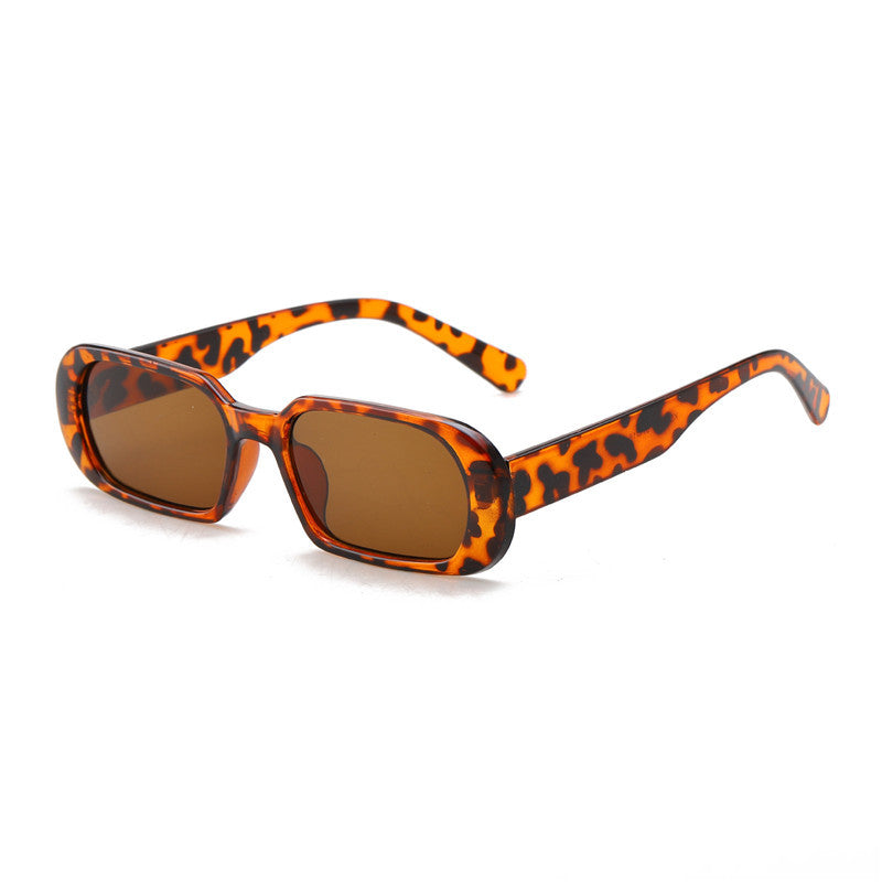 Nove – Retro Small Square Sunglasses