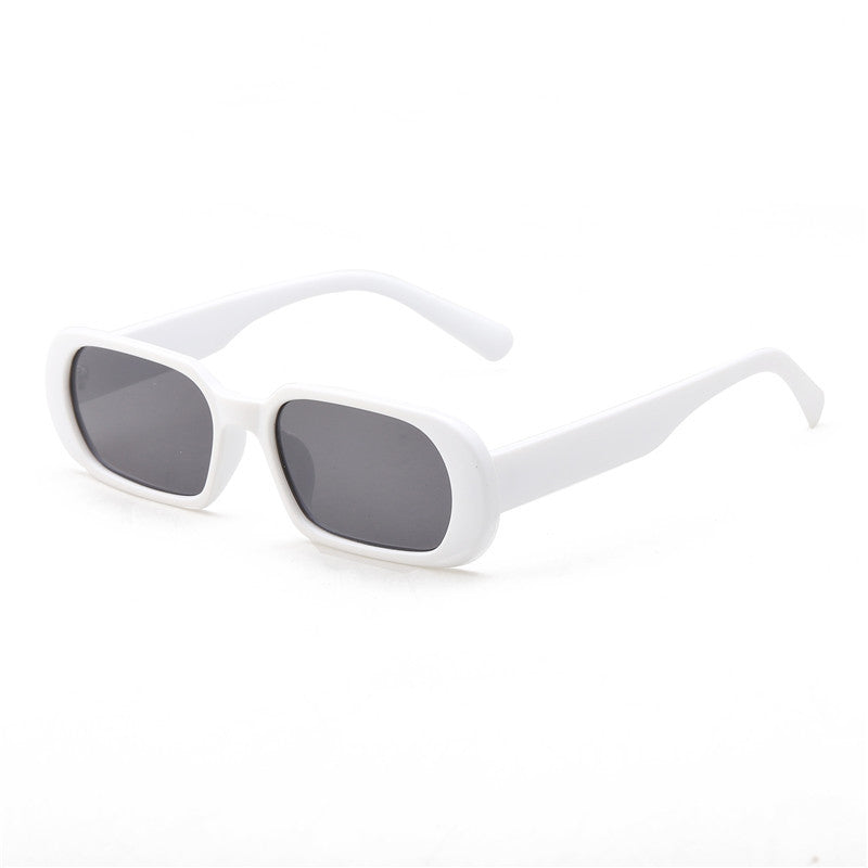 Nove – Retro Small Square Sunglasses