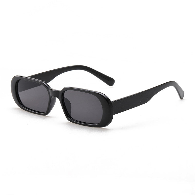 Nove – Retro Small Square Sunglasses