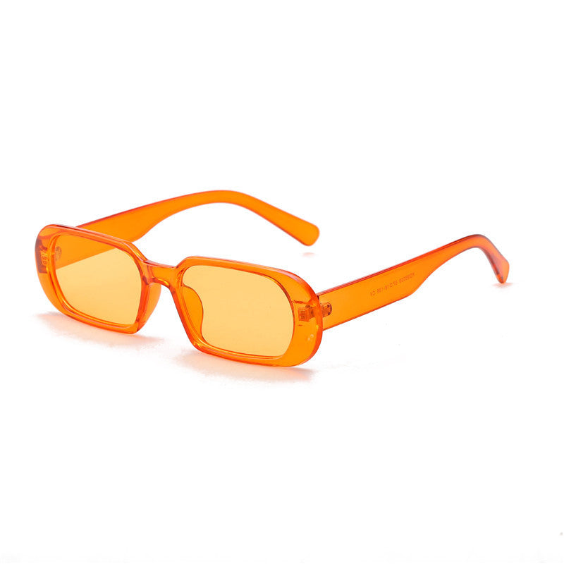 Nove – Retro Small Square Sunglasses
