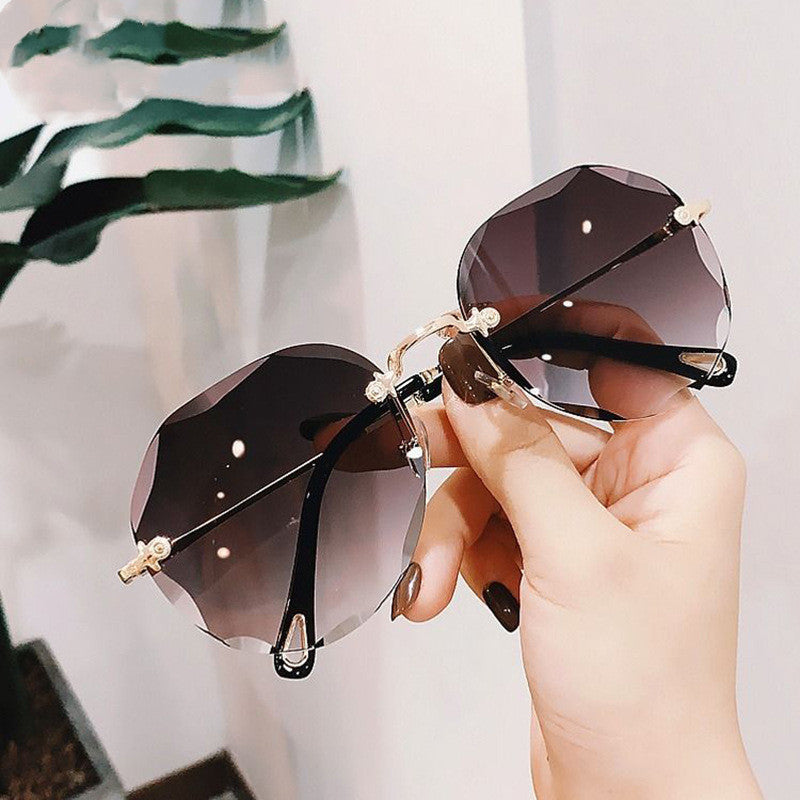 Olivie - Polygonal Rimless Sunglasses