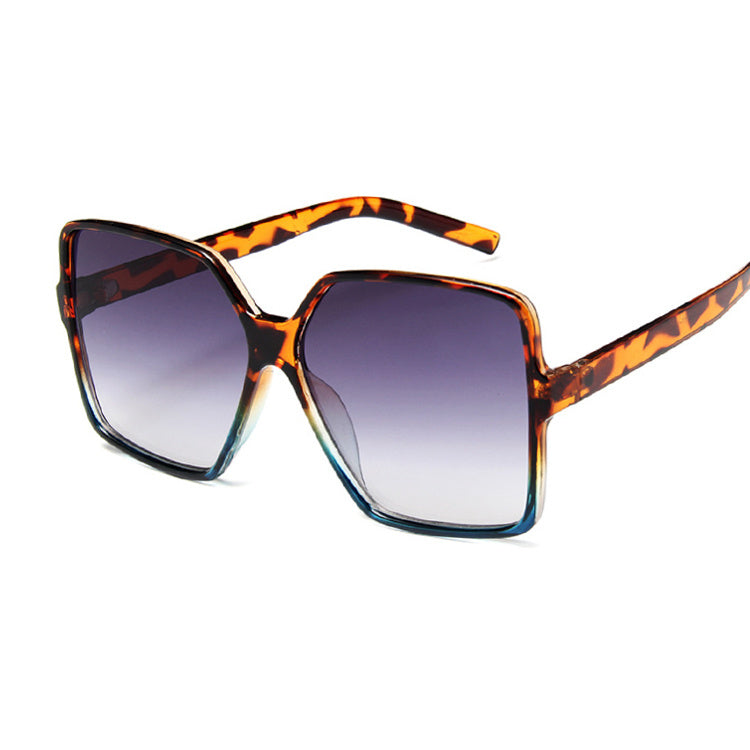 Elis - Black Gradient Sunglasses