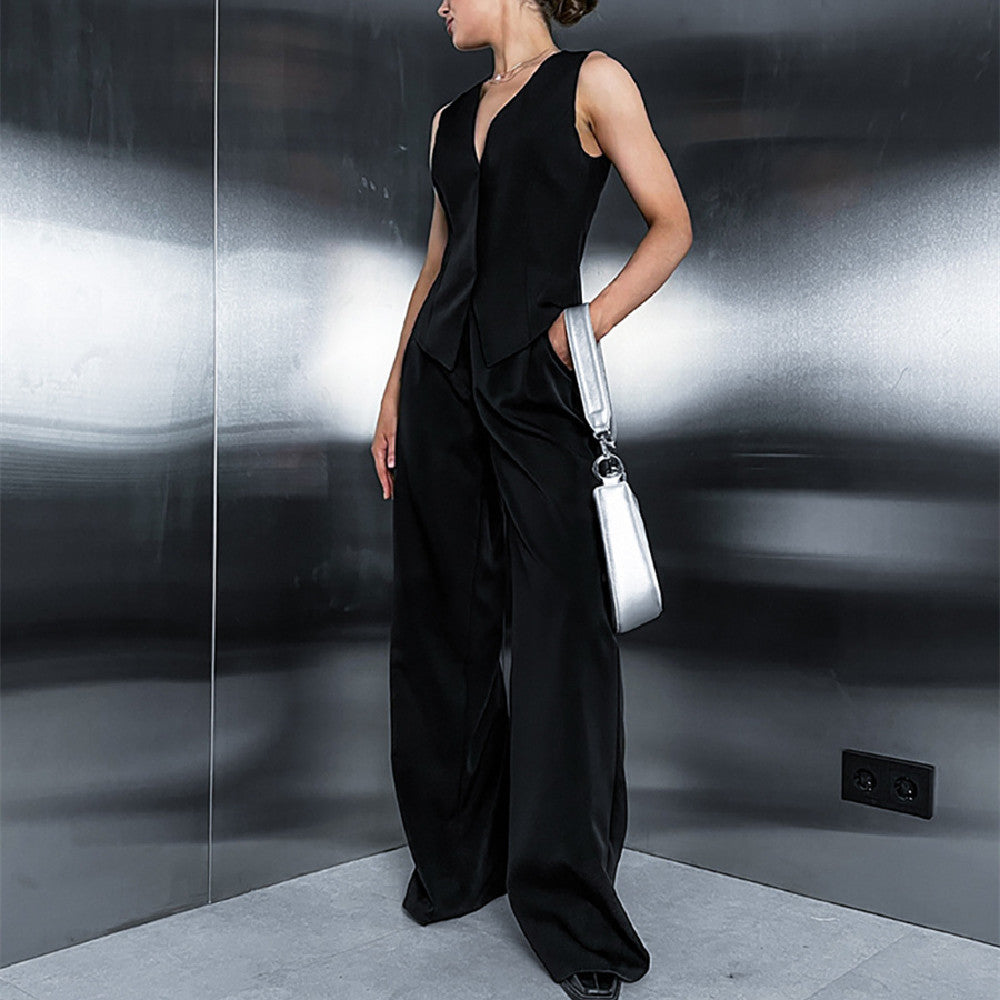 Latvi – Black Slim V-Neck Sleeveless Vest & Straight Leg Trousers Suit