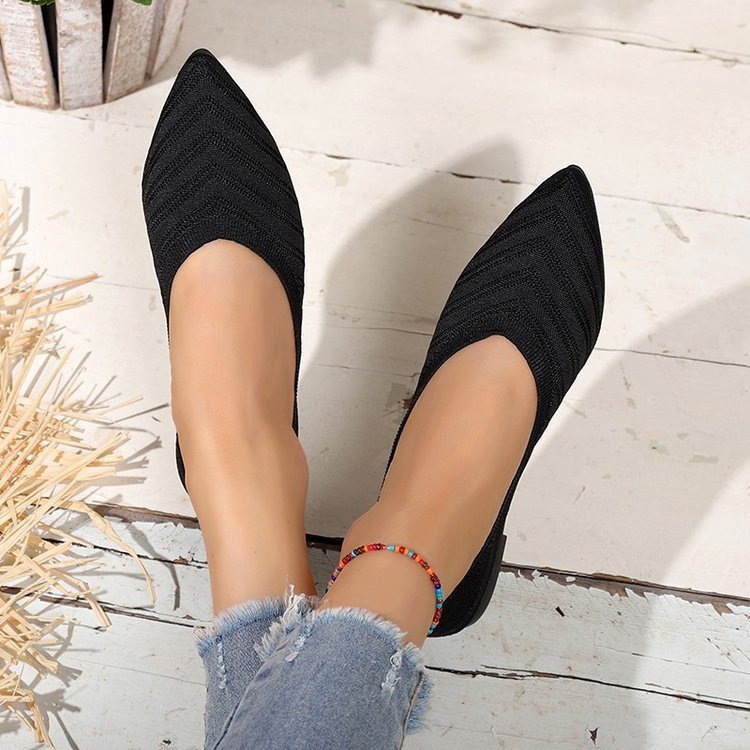 Lila – Comfortable Low-Cut Square Toe Flats