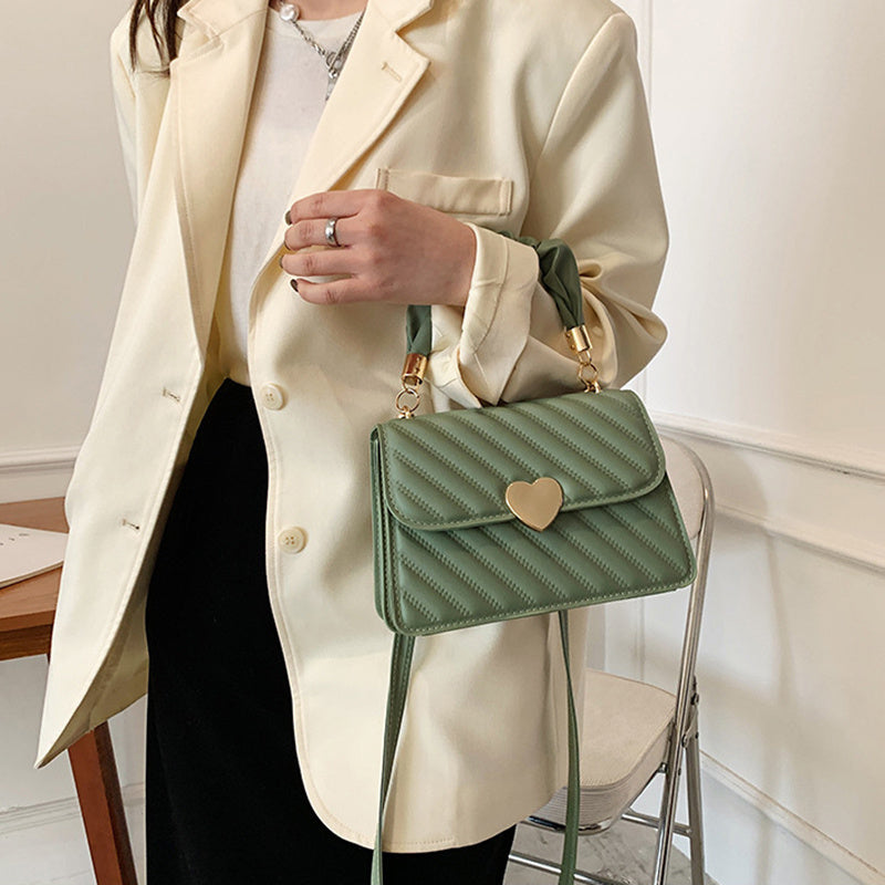 Sophia - LuxeLove Chain Shoulder Bag